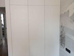 Распашной шкаф на заказ